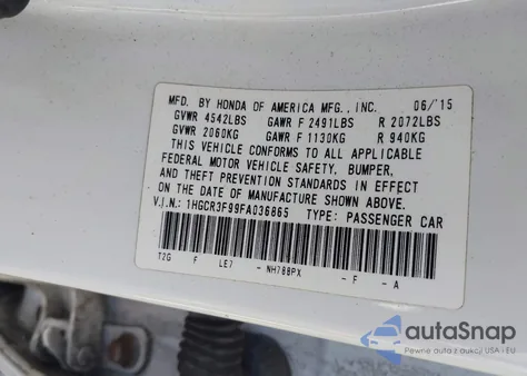 2015 Honda Accord Touring z USA, uszkodzony, nr VIN 1HGCR3F99FA036865